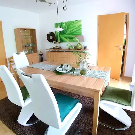Moderne Grosse In Herrlichem Naturgrundstueck Daire Erlangen
