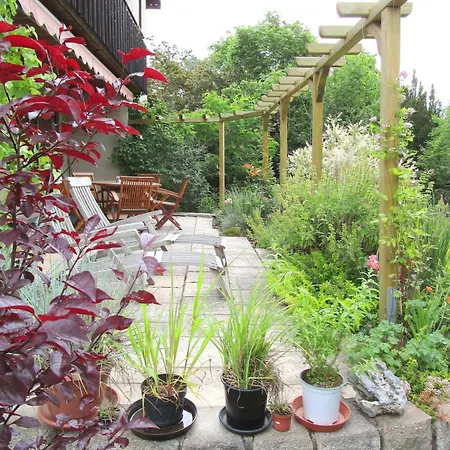 Moderne Grosse In Herrlichem Naturgrundstueck Erlangen