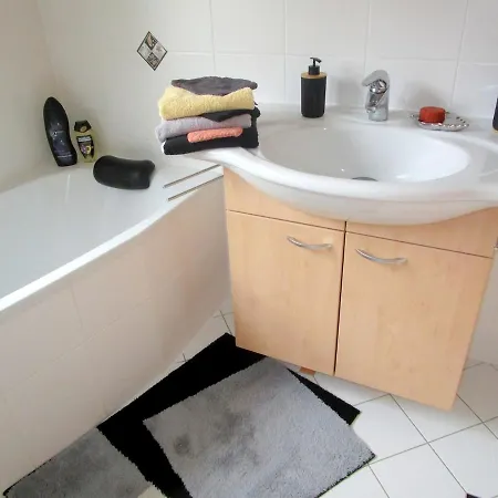 Moderne Grosse In Herrlichem Naturgrundstueck Daire Erlangen