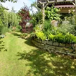 Moderne Grosse In Herrlichem Naturgrundstueck Ερλάνγκεν
